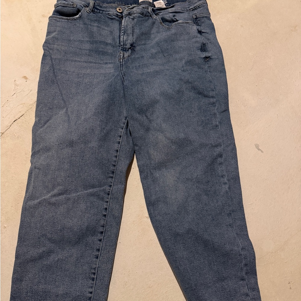 Kensie Straight-Leg Jeans in Dark Blue Wash